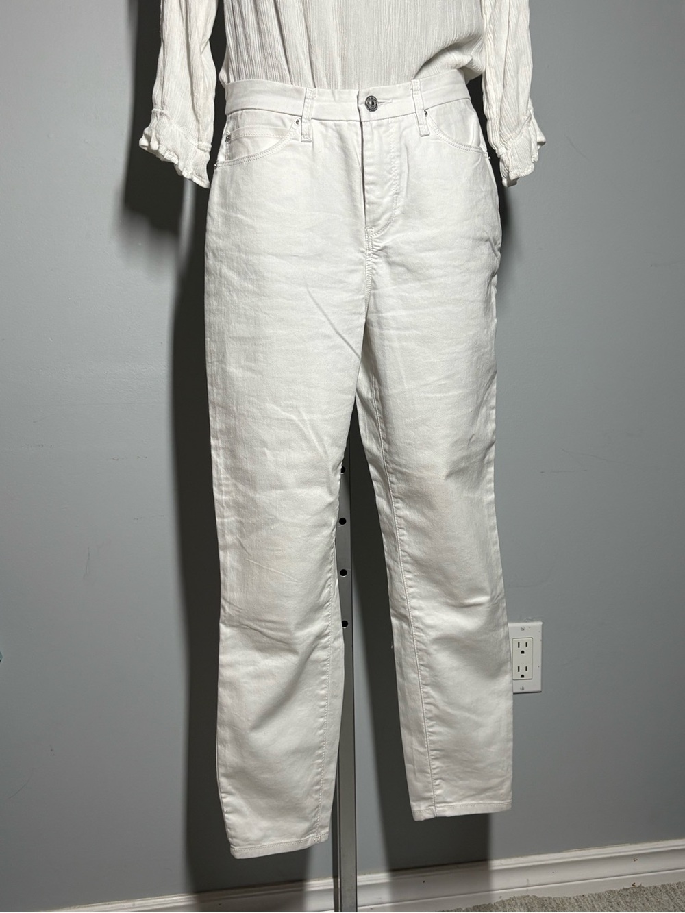 Nicole Miller White Skinny Pants